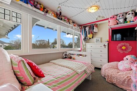 Photo of property in 8 Glandovey Road, Fendalton, Christchurch, 8052