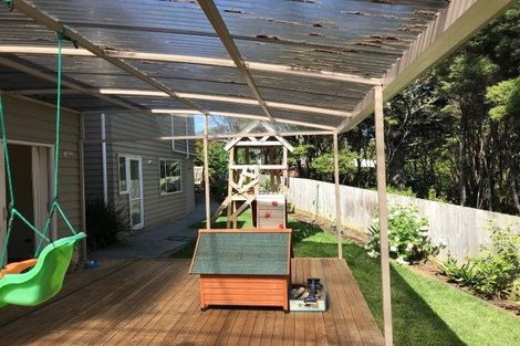 Photo of property in 76 Kyle Road, Greenhithe, Auckland, 0632