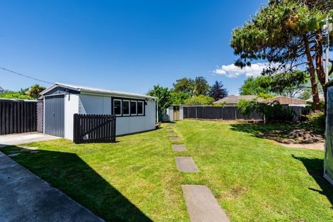 Photo of property in 84 Farquhars Road, Redwood, Christchurch, 8051