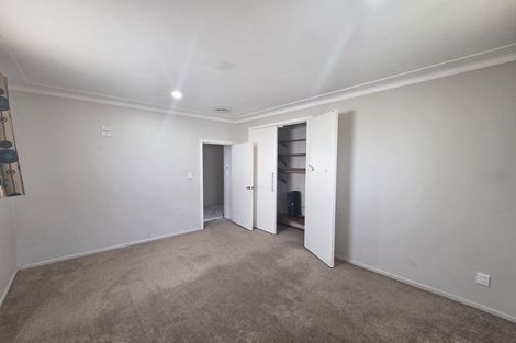 Photo of property in 2/4 Carlie Street, Papatoetoe, Auckland, 2025