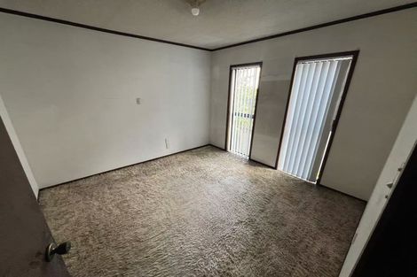 Photo of property in 56 Balmain Road, Chatswood, Auckland, 0626