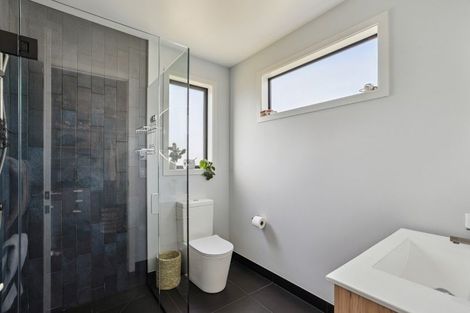 Photo of property in 4 Pounamu Avenue, Albert Town, Wanaka, 9305