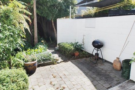 Photo of property in 2/10 Sherborne Street, St Albans, Christchurch, 8014