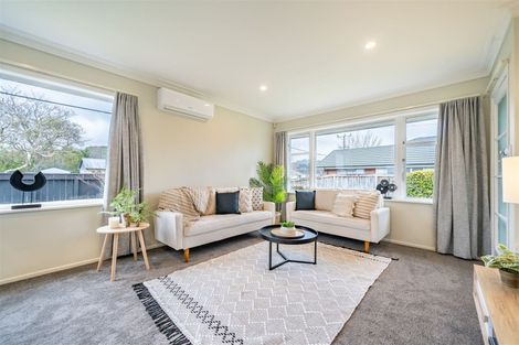 Photo of property in 2/30 Marion Street, Silverstream, Upper Hutt, 5019