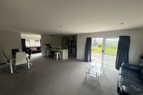 Photo of property in 150 Navigation Drive, Whitby, Porirua, 5024