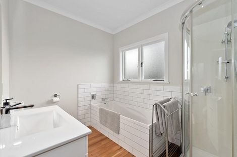 Photo of property in 22 Strowan Avenue, Fairfield, Hamilton, 3214