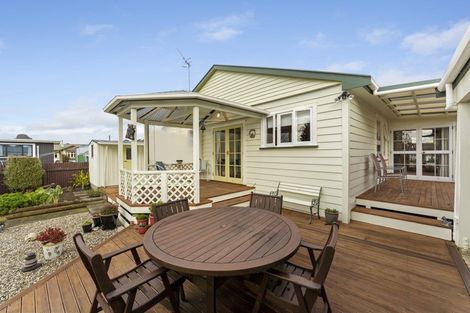 Photo of property in 1 Edward Street, Pahiatua, 4910