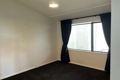 Photo of property in 21 Denarius Lane, Glendene, Auckland, 0602