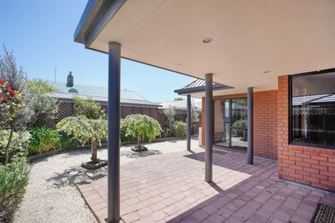 Photo of property in 2/16 Cardiff Avenue, Somerfield, Christchurch, 8024