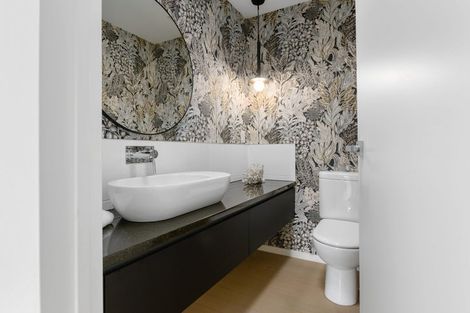 Photo of property in 2227 River Road, Horsham Downs, Hamilton, 3281