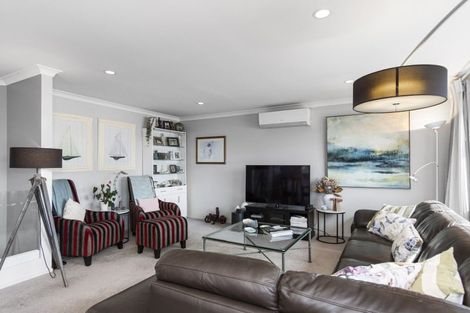 Photo of property in 7a Ridgemount Terrace, Welcome Bay, Tauranga, 3112