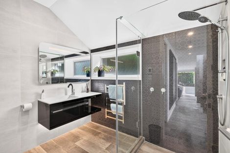 Photo of property in 12a Albert Road, Devonport, Auckland, 0624
