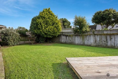 Photo of property in 15a Naenae Road, Naenae, Lower Hutt, 5011