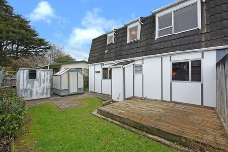 Photo of property in 5b Bracken Street, Wallaceville, Upper Hutt, 5018