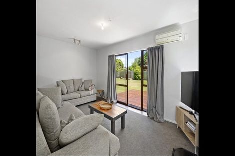 Photo of property in 16 Torlesse Crescent, Darfield, 7510