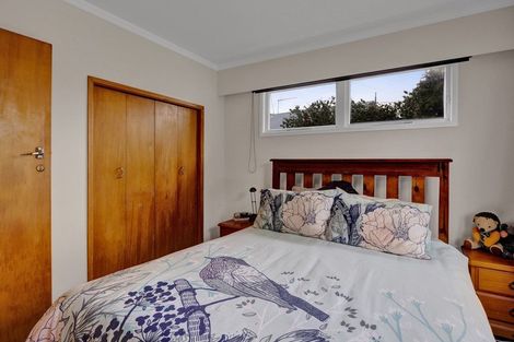 Photo of property in 261 Huatoki Street, Upper Vogeltown, New Plymouth, 4310