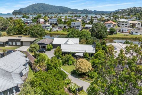 Photo of property in 7 Willow Grove, Tairua, 3508