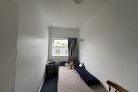 Photo of property in 3 Montgomery Street, Levin, 5510