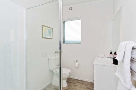 Photo of property in 31 Reynolds Place, Papamoa Beach, Papamoa, 3118