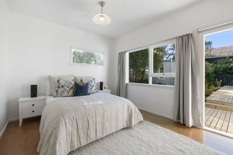 Photo of property in 1/1a Scarboro Terrace, Murrays Bay, Auckland, 0630