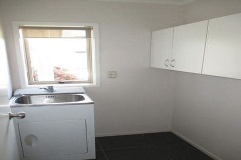 Photo of property in 27 Whitney Place, Rototuna North, Hamilton, 3210