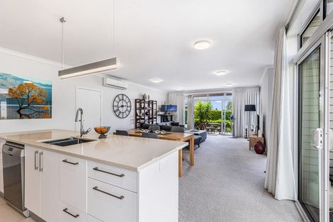 Photo of property in 16 Plantation Terrace, Orewa, 0931