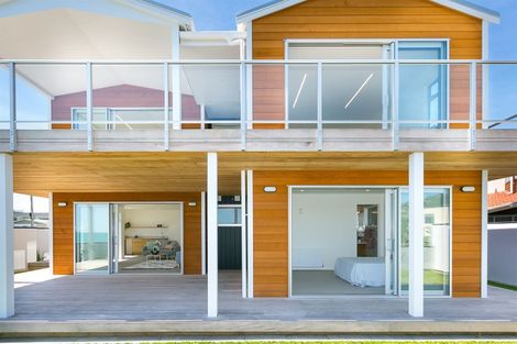 Photo of property in 16 Hine Street, New Plymouth, 4310