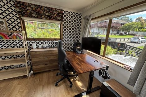 Photo of property in 63 Elliston Crescent, Stanmore Bay, Whangaparaoa, 0932