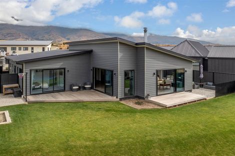 Photo of property in 16 Arion Court, Mount Pisa, Cromwell, 9383