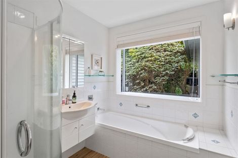 Photo of property in 19 Joyce Crescent, Ilam, Christchurch, 8041