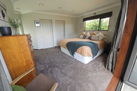 Photo of property in 94 Pohutukawa Drive, Levin, 5571