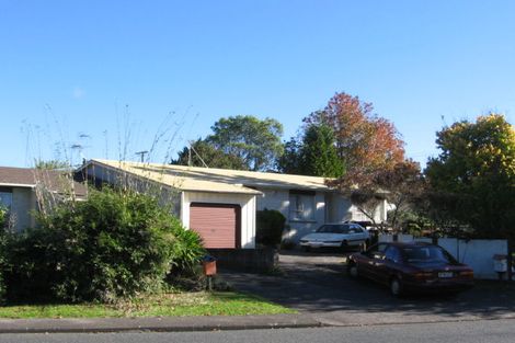 Photo of property in 1/94 Kaurilands Road, Titirangi, Auckland, 0602