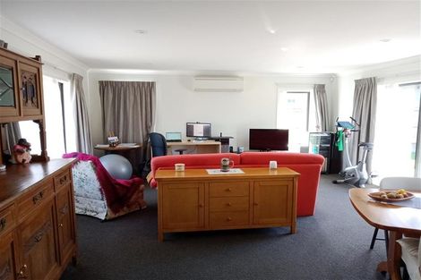 Photo of property in 92 Powells Road, Fairview Downs, Hamilton, 3214