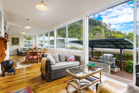 Photo of property in 55 Main Rd Havelock, Havelock, 7100