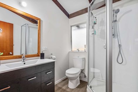 Photo of property in 1/80a Woodglen Road, Glen Eden, Auckland, 0602