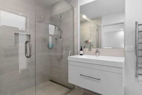 Photo of property in 39a Saint Pauls Drive, Brookfield, Tauranga, 3110