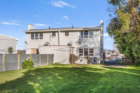 Photo of property in 12-14 Opie Place, Highbury, Palmerston North, 4412
