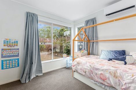 Photo of property in 58 Eskdale Road, Papakowhai, Porirua, 5024