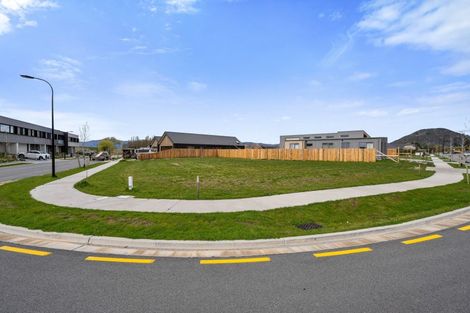 Photo of property in 12 Rubus Street, Wanaka, 9382