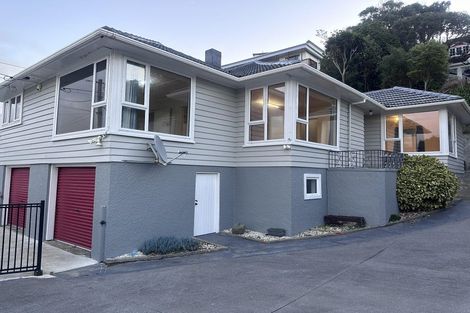 Photo of property in 24 Severn Street, Island Bay, Wellington, 6023