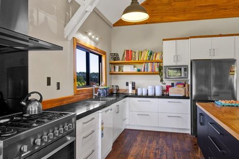 Photo of property in 172 Whakamara Road, Manutahi, Hawera, 4672