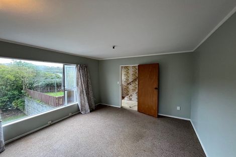 Photo of property in 11 Tralee Place, Johnsonville, Wellington, 6037