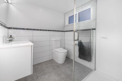 Photo of property in 8 Hughes Street, Waikanae Beach, Waikanae, 5036