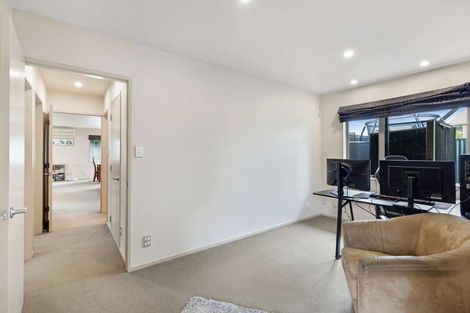Photo of property in 30 Knowles Street, Terrace End, Palmerston North, 4410