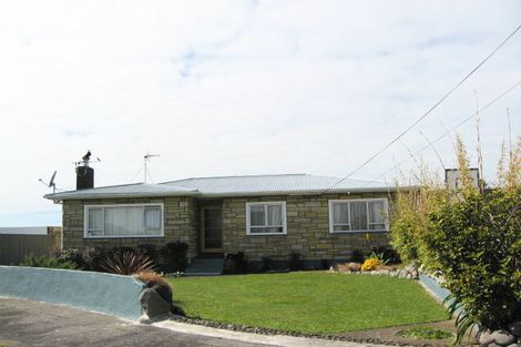 Photo of property in 40 Discovery Place, Marfell, New Plymouth, 4310