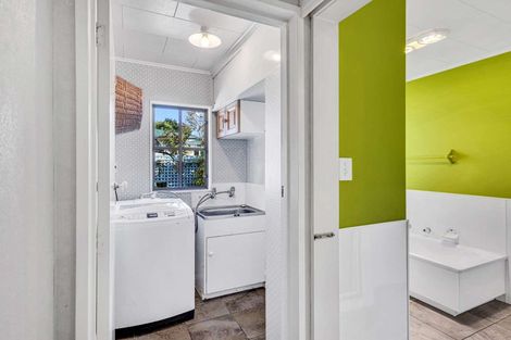 Photo of property in 1/16 Carl Avenue, Havelock North, 4130