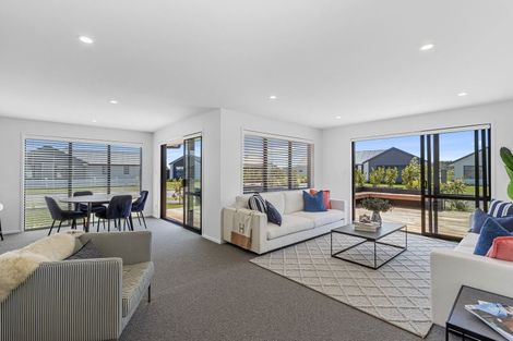 Photo of property in 15 Gisele Crescent, Halswell, Christchurch, 8025