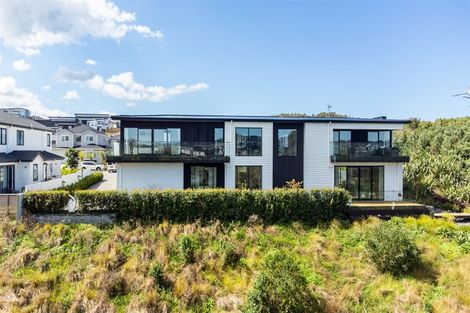 Photo of property in 6 Kina Place, Long Bay, Auckland, 0630