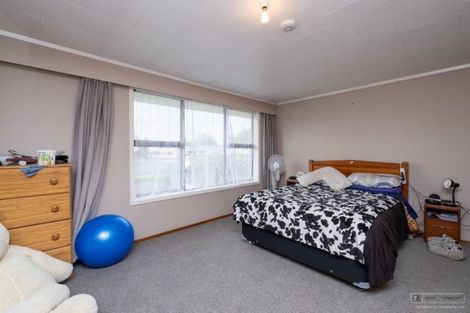Photo of property in 25 Chartwell Drive, Eltham, 4322