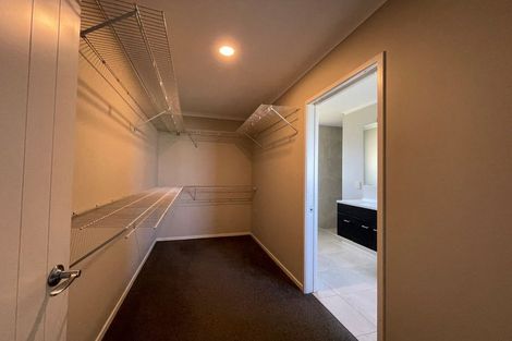 Photo of property in 6 Rayner Way, Glen Avon, New Plymouth, 4312